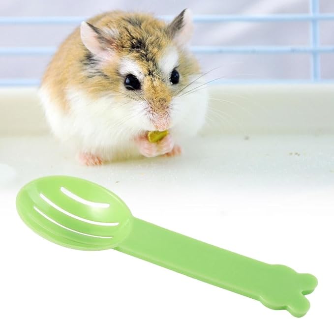 5 Pcs Hamster Sand Scoop Mini Hamster Litter Shovel Sifter Scooper Cage Cleaning Tool for Hedgehogs Hamster, Random Color