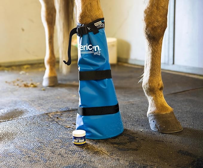 Vetericyn Mobility Horse Hoof Soaking Boot. Heavy-Duty Equine Treatment Bag to Soak Hooves. Made of Lightweight PVC Material and a EVA-Padded Bottom.