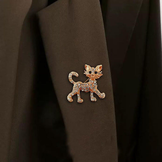 coadipress Rhinestone Cat Brooch Pin for Women Cute Crystal Animal Cat Lapel Pin Clothing Dainty Accessories Jewelry
