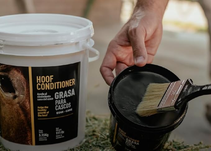 EQUI - CARE Hoof Conditioner. Maintain Strong and Healthy Hooves, Helps with Dry, Cracked Hooves or Simply Looking to Maintain Optimal Hood Health. (7 LB)