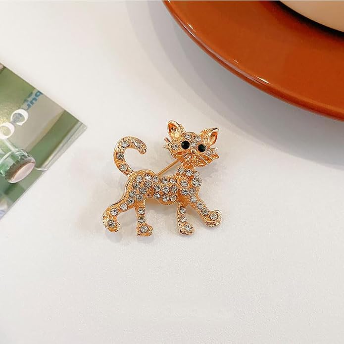 coadipress Rhinestone Cat Brooch Pin for Women Cute Crystal Animal Cat Lapel Pin Clothing Dainty Accessories Jewelry
