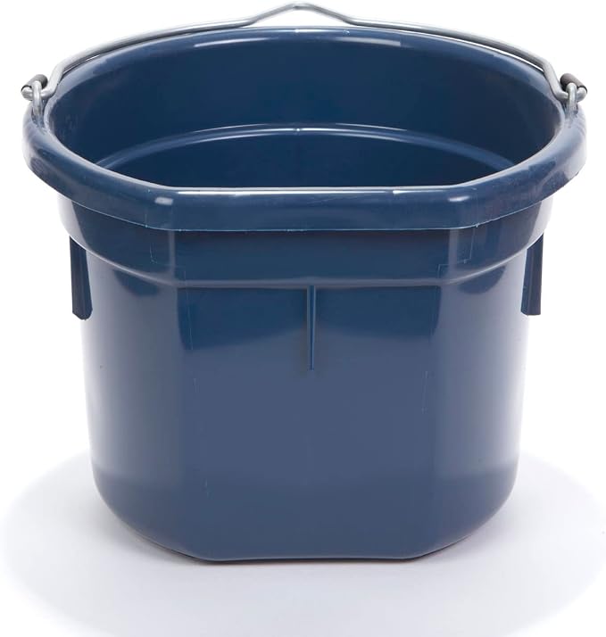 Little Giant® Flat Back Plastic Animal Feed Bucket | Animal Feed Bucket with Metal Handle | Horse Stall Feeding and Watering Supplies (Navy, 8 Quart)