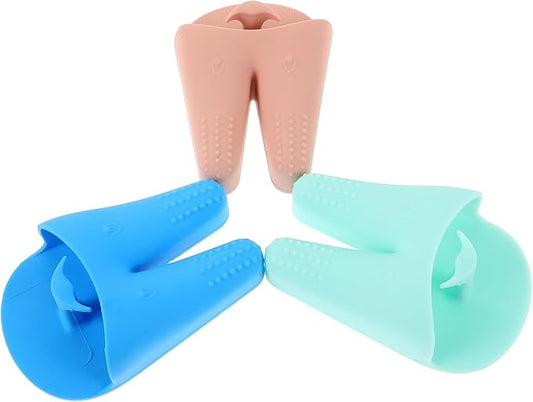 Baluue Silicone Face Scrubber 3pcs Soft Manual Facial Cleansing Brush for Exfoliating and Deep Cleaning Cute Rabbit Ear Design for Men and Women Skin Care