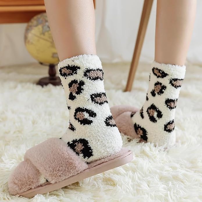 Ginmewrae Women Fuzzy Socks Cozy Soft Fluffy Cute Animal Slipper Socks Sleeping Warm Socks Christmas Gift for Girls