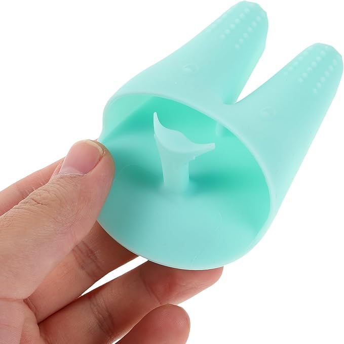Baluue Silicone Face Scrubber 3pcs Soft Manual Facial Cleansing Brush for Exfoliating and Deep Cleaning Cute Rabbit Ear Design for Men and Women Skin Care