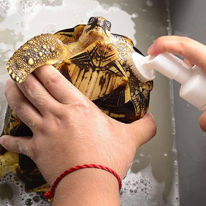 Reptile Cleaner - Turtle Habitat Cleaning Product, Turtle Care Shell Treatmeent | Reptile Shell Spray 120ml Tortoise Cleaner Safe Tortoise with Soft Brush Head for Easy Cleaning