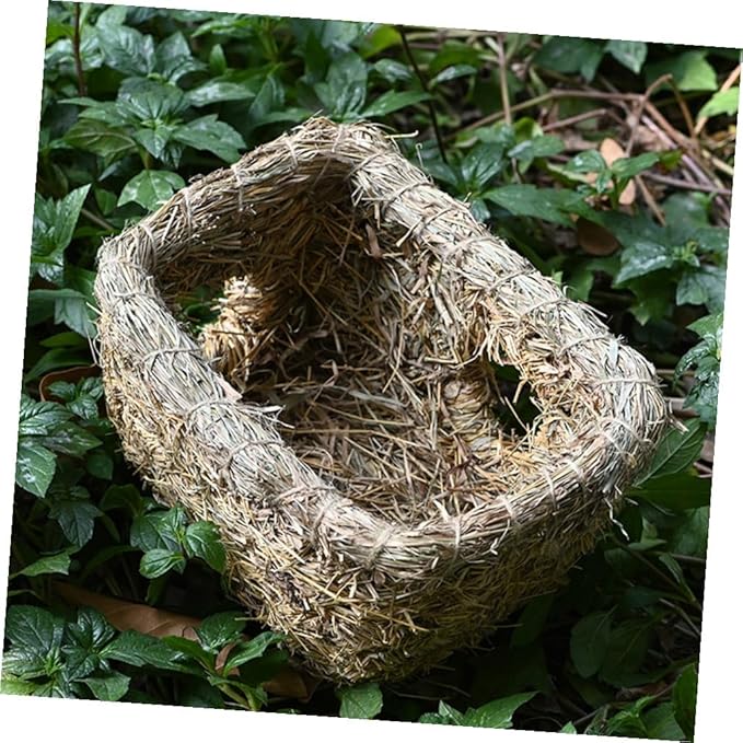 1Pc Hand-Woven Straw Double-Entrance Pet Nest Small Animal Sleeping House for Cats Rabbits and Guinea Pigs Indoor Cozy Habitat