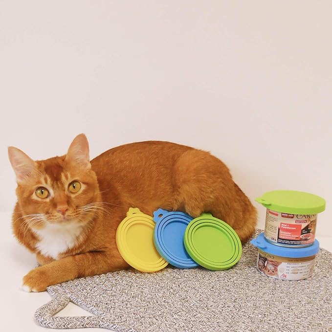Comtim Silicone Can Lids Covers for Dog and Cat Food, Universal Size Fits All Standard Cans (3 Pack & Spoon, Multi-colored)