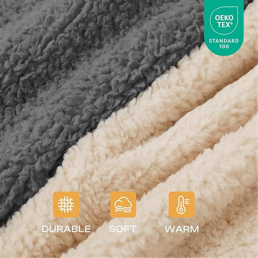 Luciphia Premium Fleece Pet Blanket for Small Medium Dogs Puppy Soft Sherpa Calming Cat Throw Blankets(Grey,41x31 inches)