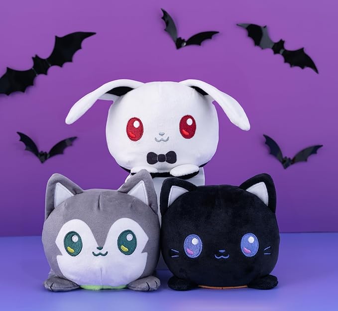 TeeTurtle Glow in The Dark Werewolf 4" Plushie - Halloween - Cute Kawaii Spooky Stuffed Animal