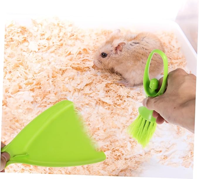 NOLITOY 2sets Mini Broom Dustpan Hamster Cage Cleaning Tool Pet Care Gadget Easy Storage for Cats Rabbits Hamsters Random Color