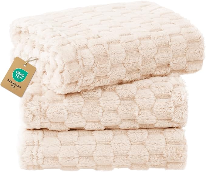 Luciphia 300GSM Fleece Dog Blanket for Small Medium Large Dogs 3D Jacquard 1 Pack 3 Flannel Puppy Cat Pet Throw Blankets Soft Washable Decorative Furniture Protect Pcs3-White, M(30''x20'')