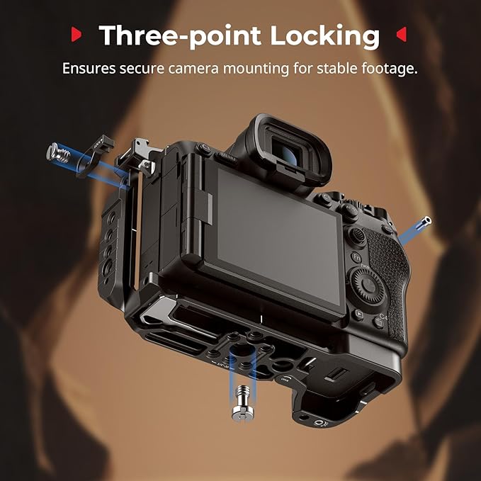 SmallRig A7 V / A7R V / A7 IV HawkLock Quick Release Full Cage for Sony Alpha 7 V/Alpha 7R V/Alpha 7 IV Camera