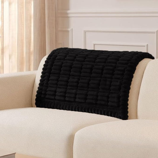 Smiry Couch Cover for Dogs, Non Slip Washable Sofa Protector for Pets, Soft Furniture Cover for Pet, Stylish Sofa Covers, Cozy Protect Against Fur, Dirt & Everyday Messes (Black, 35.4" x 35.4")