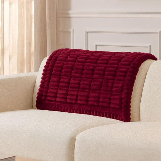 Smiry Couch Cover for Dogs, Non Slip Washable Sofa Protector for Pets, Soft Furniture Cover for Pet, Stylish Sofa Covers, Cozy Protect Against Fur, Dirt & Everyday Messes (Red, 35.4" x 35.4")