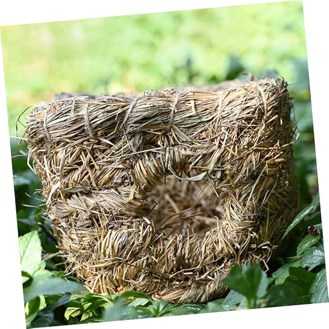 1Pc Hand-Woven Straw Double-Entrance Pet Nest Small Animal Sleeping House for Cats Rabbits and Guinea Pigs Indoor Cozy Habitat