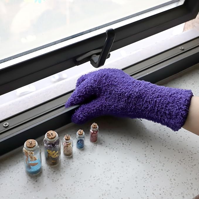 Patelai 2 Pairs Microfiber Gloves for plants Dusting Cleaning Glove Mittens House Cars Blinds Dusting(Dark Purple, Violet,Large)