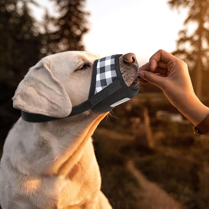HEELE Dog Muzzle,Soft Nylon Muzzle Anti Biting Barking Chewing,Air Mesh Breathable Drinkable Adjustable Loop Pets Muzzle for Small Medium Large Dogs 4 Colors 4 Sizes (P-Black White Plaid, S)