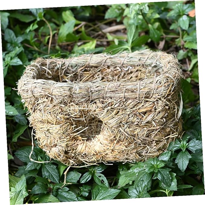 1Pc Hand-Woven Straw Double-Entrance Pet Nest Small Animal Sleeping House for Cats Rabbits and Guinea Pigs Indoor Cozy Habitat