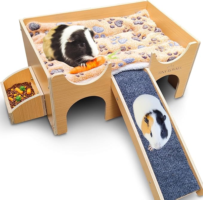 Guinea Pig Wooden Hideout with Built-in Feeder, Screw-Assembled Natural Wood Castle with Absorbent Fleece Mat, Ramp & Accessories, Cozy Safe Hideaway for Small Pets to Rest, Play & Explore