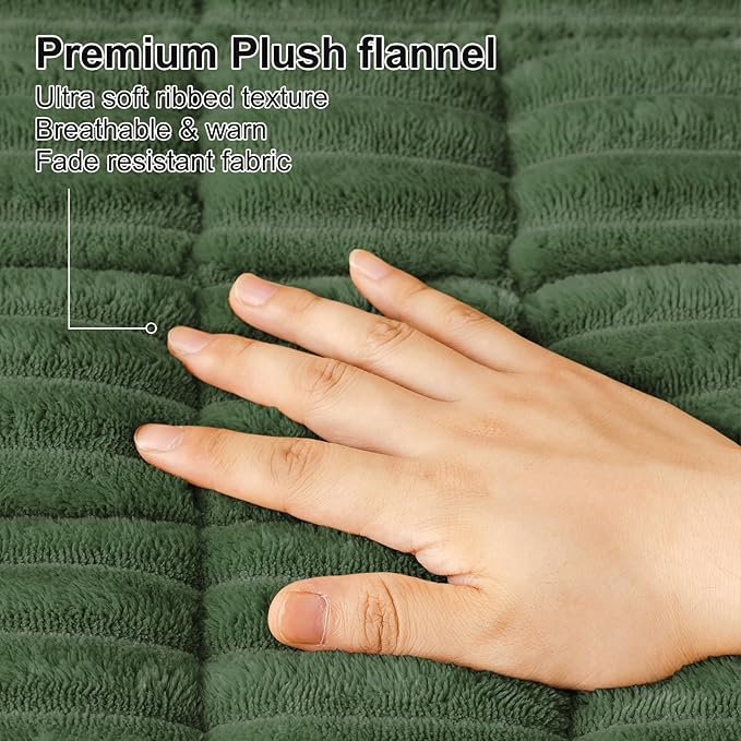 Smiry Couch Cover for Dogs, Non Slip Washable Sofa Protector for Pets, Soft Furniture Cover for Pet, Stylish Sofa Covers, Cozy Protect Against Fur, Dirt & Everyday Messes (Dark Green, 27.6" x 95")