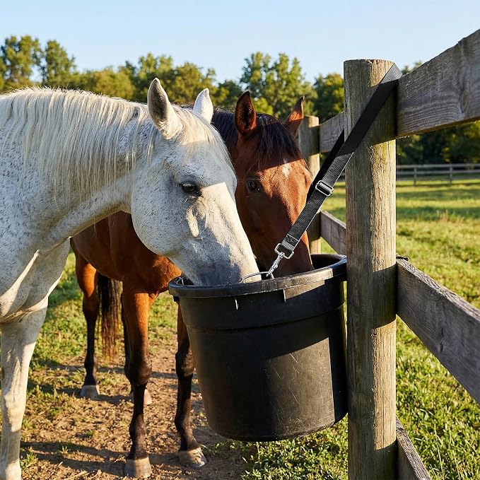 4Pcs Horse Bucket Strap Hangers Adjustable Nylon Straps Hanging Feed Tack for Hay Nets Water Buckets Horse Suppliers