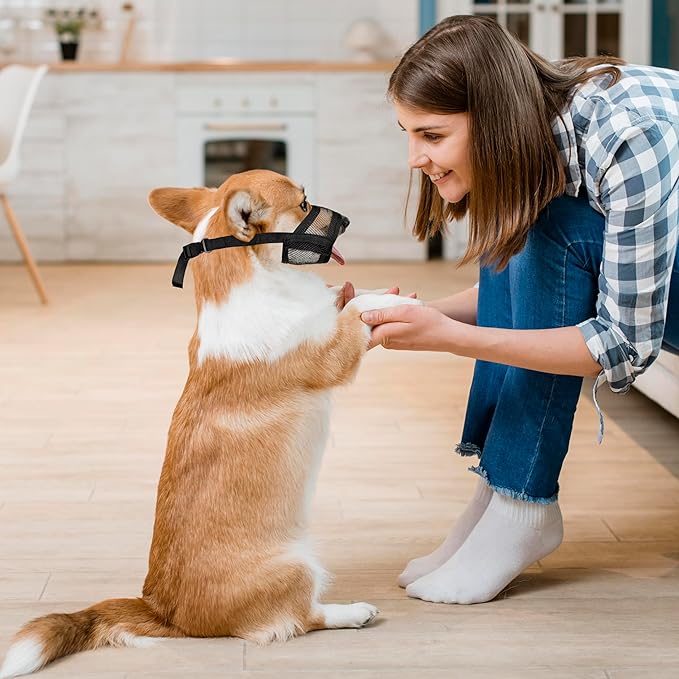 Flintstone Muzzle for Small Dog – Soft Air Mesh Small Dog Muzzle | Breathable Muzzles to Prevent Biting Chewing Grooming | Drinkable Mussels for Dogs Smal (5.1”- 6.3”)