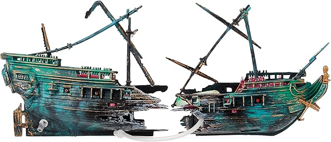 Penn-Plax Shipwreck Aquarium Decoration Ornament with Moving Masts, Lifeboat, and Bubble Action