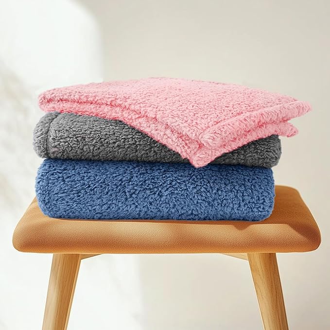 Luciphia Premium Fleece Pet Blanket for Small Medium Dogs Puppy Soft Sherpa Calming Cat Throw Blankets(Pink,57x40 inches)