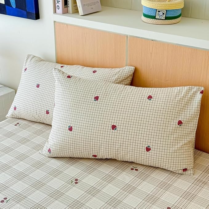 BlueBlue Strawberry Duvet Cover Set Queen 100% Cotton Bedding for Kids Boys Girls Teens Red Strawberry Grid Plaid on Cream White 1 Cartoon Fruit Full Comforter Cover 2 Pillow Shams, Queen