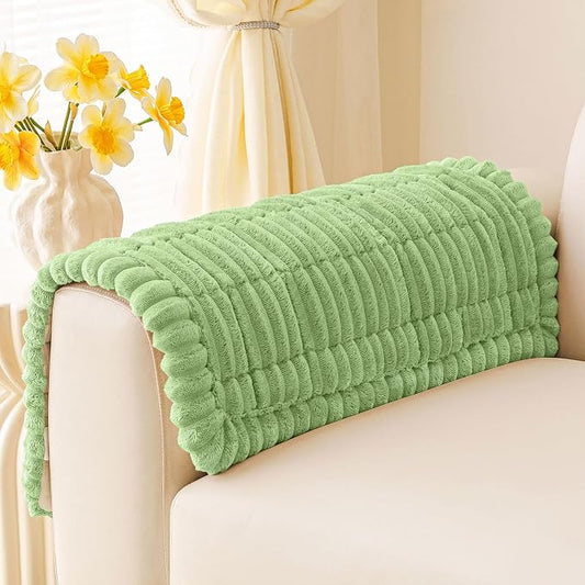 Smiry Couch Cover for Dogs, Non Slip Washable Sofa Protector for Pets, Soft Furniture Cover for Pet, Stylish Sofa Covers, Cozy Protect Against Fur, Dirt & Everyday Messes (Grass Green, 27.6" x 27.6")