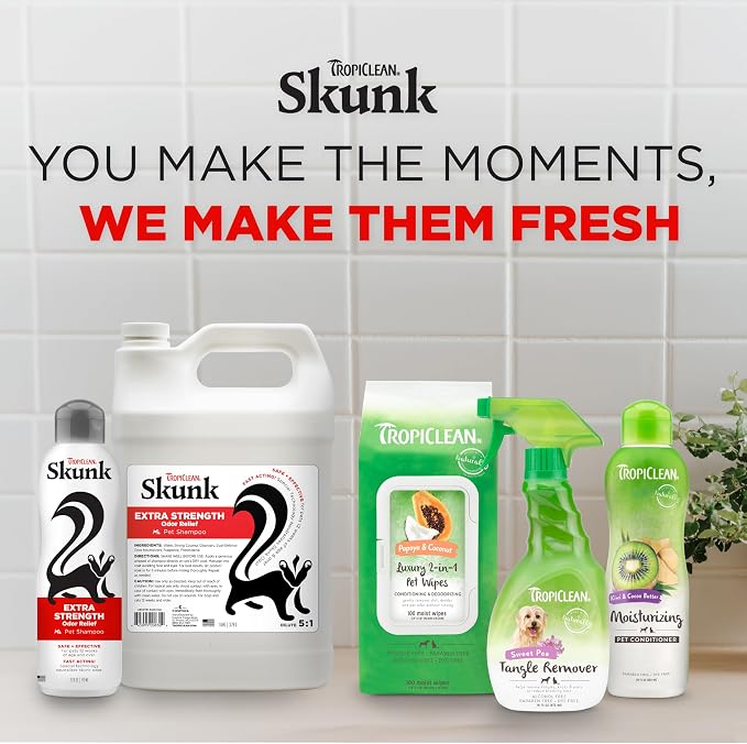 TropiClean Deodorizing Skunk Shampoo for Dogs - Extra Strength Skunk Odor Remover - 24 Hour Fast Relief - 20 oz
