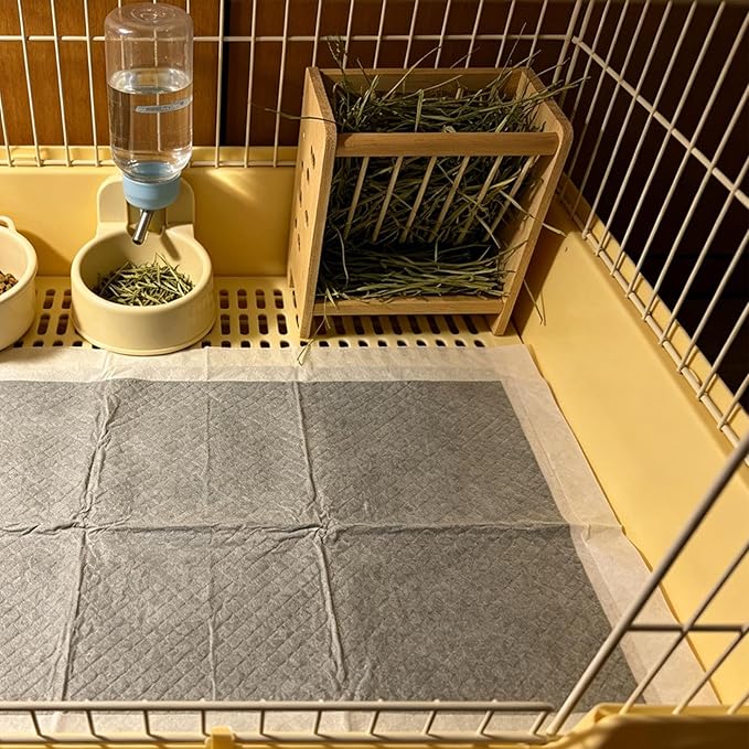 50 Pcs Rabbit Pee Pads，17.7"x23.6" Guinea Pig Cage Liners Rabbit Black Carbon Super Absorbent Disposable Potty Training Pad for Rabbits, Hamster and Other Small Animals (Gray, M)