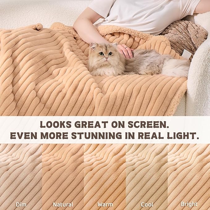 Qeils Waterproof Calming Dog Blanket for Medium Dogs, Noiseless Soft Plush Pet Blanket for Cats, 500GSM Thick Faux Fur Pet Throw, Couch Furniture Protector for Puppy, Sand Beige, 30x40IN