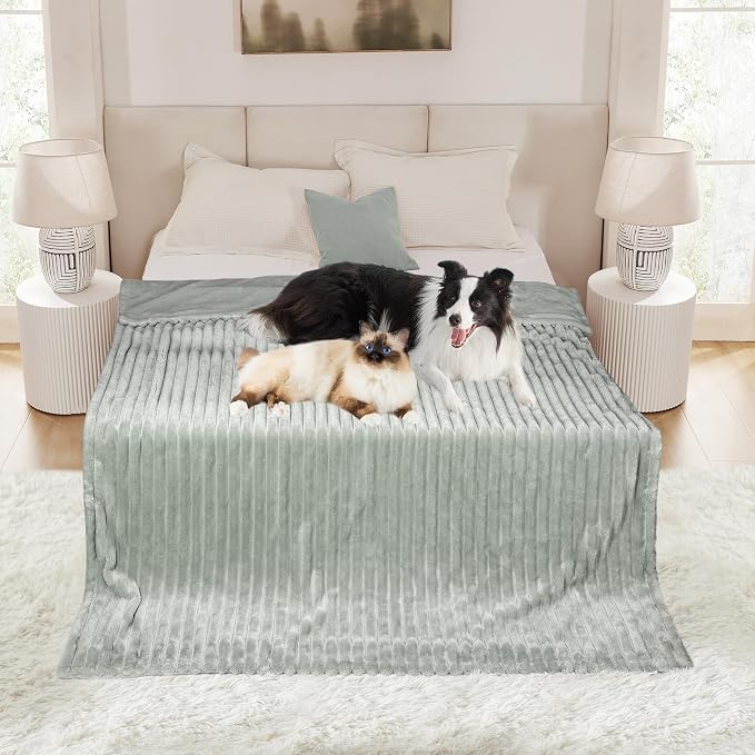 Waterproof Pet Blanket for Large Dogs & Cats - Reversible Calming Plush, Washable Furniture Cover for Couch, Bed, Car Seat, Blocks Leaks, Stains & Pet Fur (Green, 50"x60")