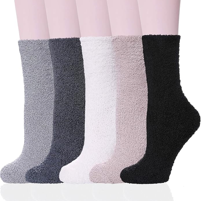 Ginmewrae Women Fuzzy Socks Cozy Soft Fluffy Cute Animal Slipper Socks Sleeping Warm Socks Christmas Gift for Girls