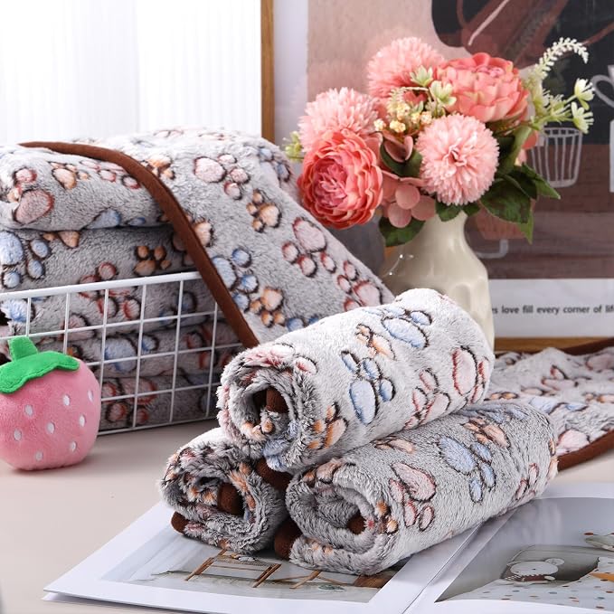 Chumia 1 Pcs Dog Blankets Soft Fluffy Fleece Washable Puppy Sleep Blankets Small Mat for Pets Throw Warm Bed Mat for Dog Puppy Cat (Black,Paw)
